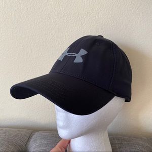 UNDER ARMOUR HAT
